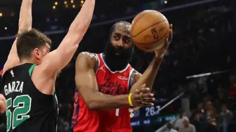 “曼城有意引进波尔图门将迪奥戈-科斯塔，取代埃德森，据法媒报道”