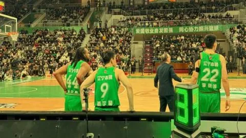 巴塞罗那迎战马德里竞技：亚马尔对碰阿尔瓦雷斯，拉菲尼亚携手格列兹曼首发亮相。